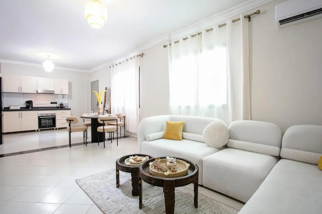 Spacious Modern Apartment — photo 4